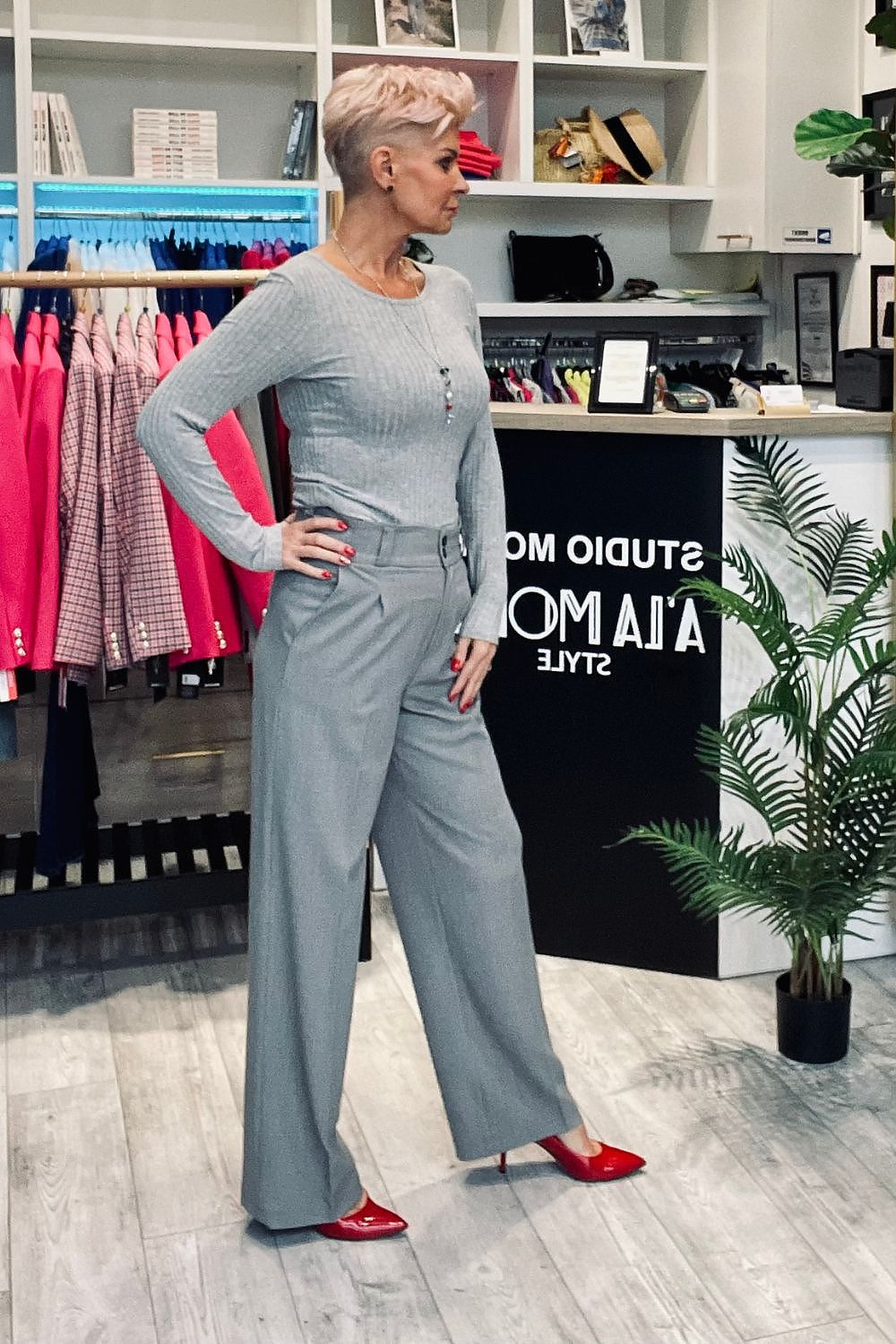 Damebukser Cabba til dame fra MS StyleHaven; laget av Bomull; polyester; Elastan-1; farge Grå; størrelse 38; med sleeveless ermer; perfekt til dress