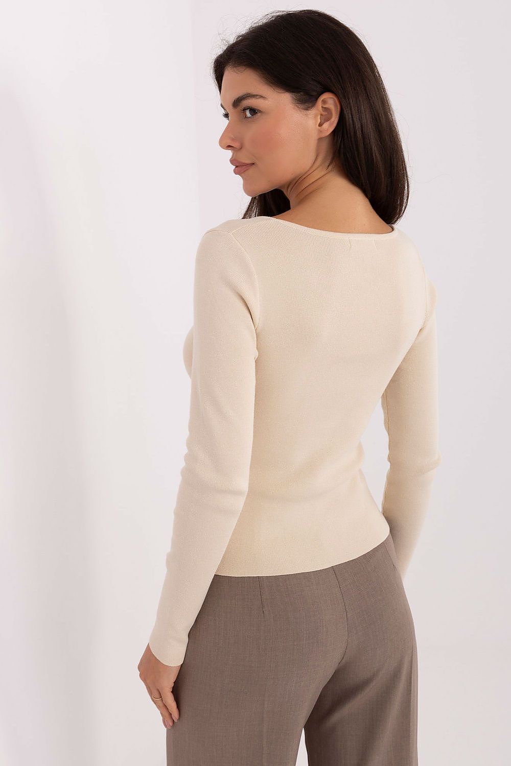 Oppdag vårt utvalg av stilfulle Beige 2 Jumper FP til dame i ulike størrelser og kvalitetsmaterialer – perfekte til jobb; fritid og alle dager. Rask levering og gode priser hos MS Stylehaven. se mer!