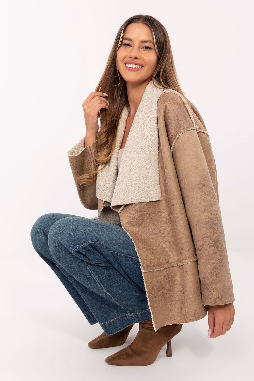 Oppdag vårt utvalg av stilfulle  Jakke FP til dame i ulike størrelser og kvalitetsmaterialer – perfekte til jobb; fritid og alle dager. Rask levering og gode priser hos MS Stylehaven. se mer!