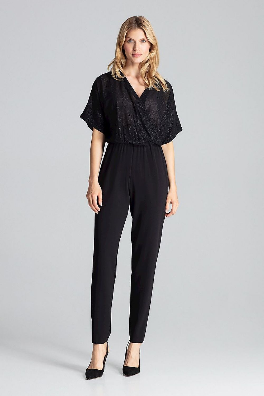 Elegant rød jumpsuit med brokade / Figl til dame fra MS StyleHaven, laget av polyester, farge Rød, størrelse XL, med short ermer, perfekt til casual; dress