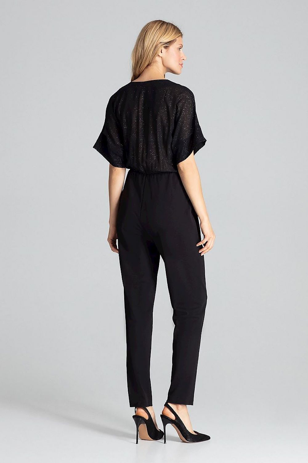 Elegant rød jumpsuit med brokade / Figl til dame fra MS StyleHaven, laget av polyester, farge Svart, størrelse M, med short ermer, perfekt til casual; dress