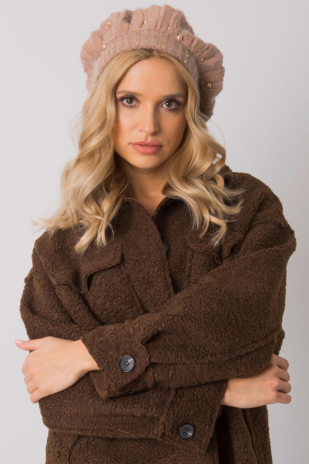 Oppdag vårt utvalg av stilfulle  Cap- AT til dame i ulike størrelser og kvalitetsmaterialer – perfekte til jobb; fritid og alle dager. Rask levering og gode priser hos MS Stylehaven. se mer!