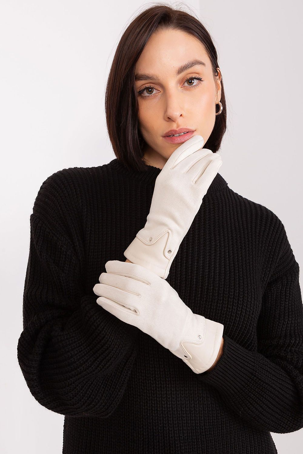 Dame hansker og vanter – varme og stilrene vinterhansker fra MS StyleHaven. Women’s gloves and mittens – warm winter gloves from MS StyleHaven