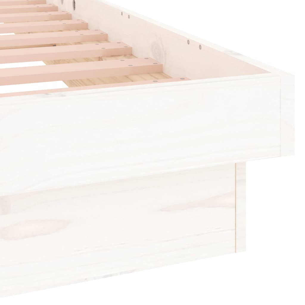 Sengeramme Med Led Hvit 140X190 Cm Heltre