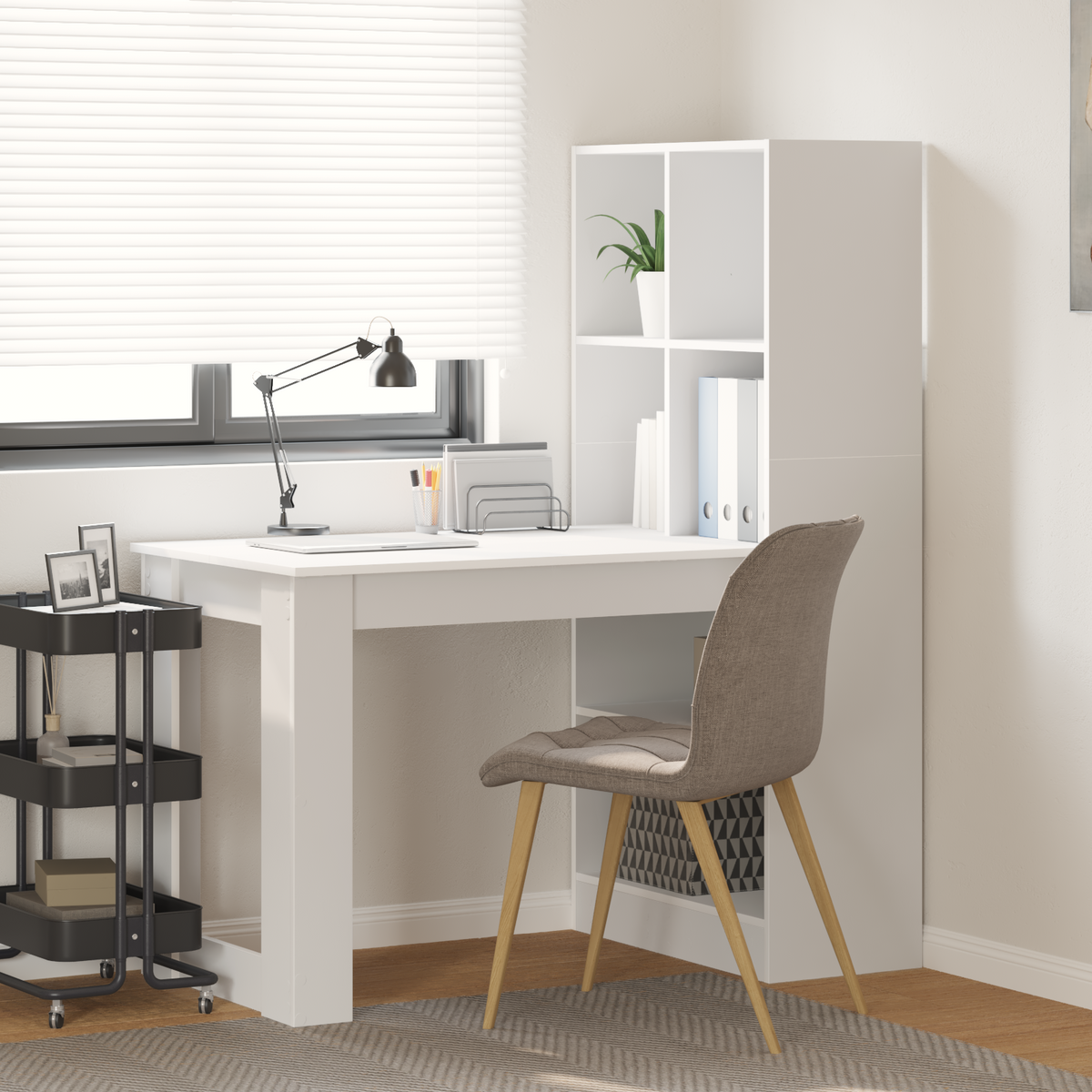 Skrivebord Med Hylle Hvit 122 X 67 X 145 Cm Konstruert Tre