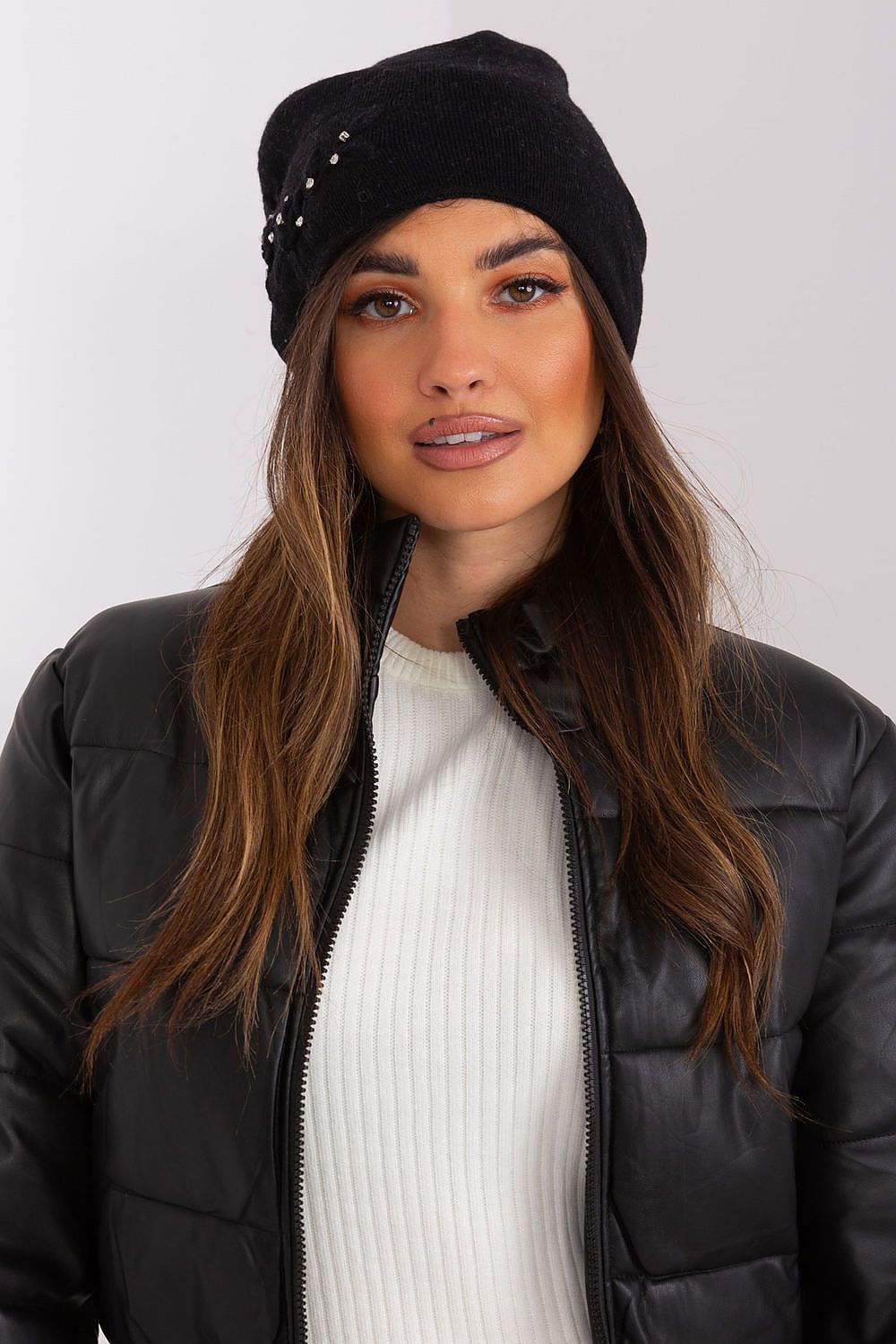 Oppdag vårt utvalg av stilfulle Beige Cap- AT til dame i ulike størrelser og kvalitetsmaterialer – perfekte til jobb; fritid og alle dager. Rask levering og gode priser hos MS Stylehaven. se mer!