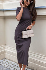 Oppdag vårt utvalg av stilfulle Svart Dagkjole IVON til dame i ulike størrelser og kvalitetsmaterialer - perfekte til jobb, fritid og alle dager. Rask levering og gode priser hos MS Stylehaven. se mer!