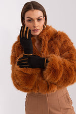 Oppdag vårt utvalg av stilfulle  Hansker AT til dame i ulike størrelser og kvalitetsmaterialer – perfekte til jobb, fritid og alle dager. Rask levering og gode priser hos MS Stylehaven. se mer!