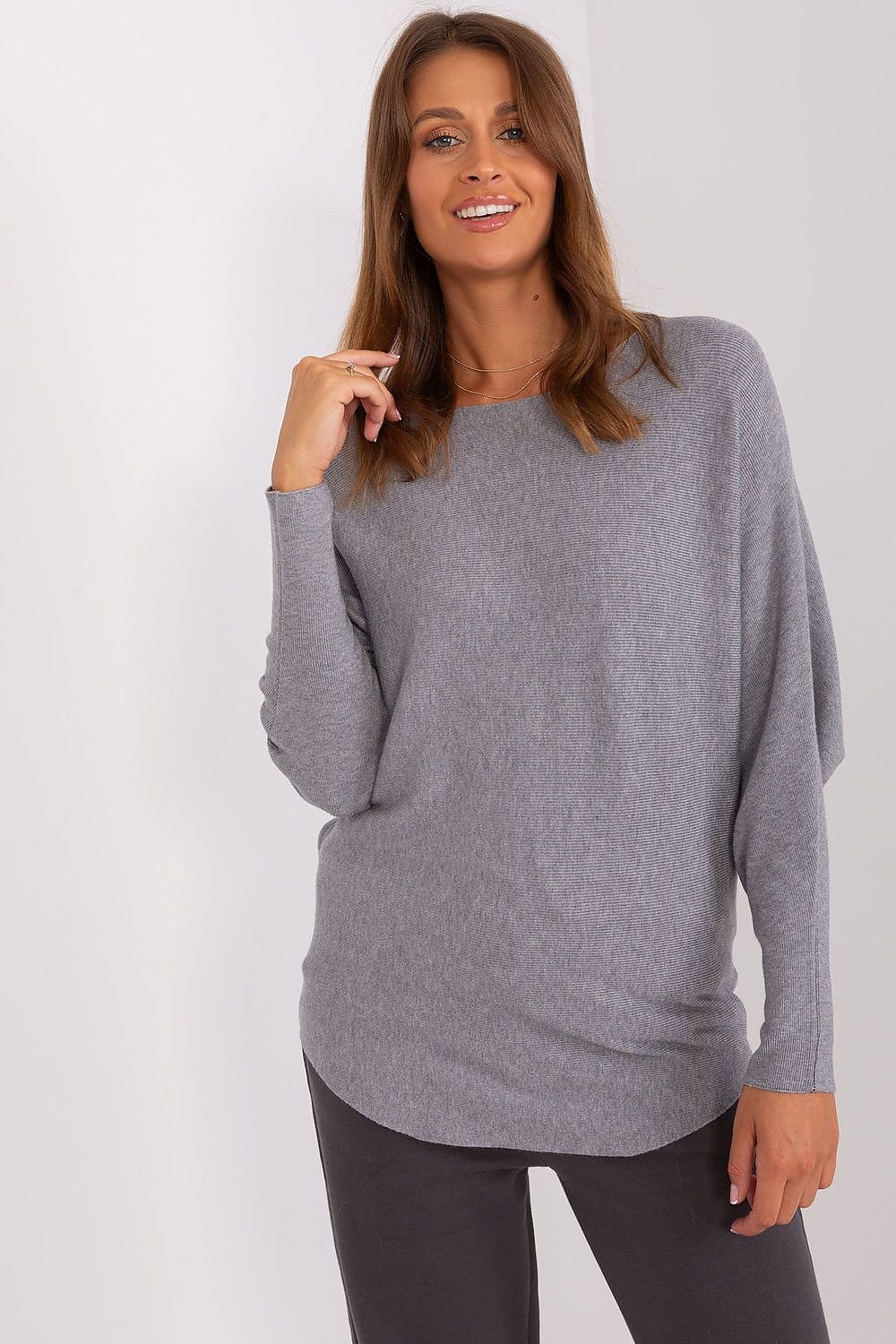 Grå Batwing-genser til dame fra MS StyleHaven, størrelse 2XL/3XL, med long, bukselengde long, kjolelengde short; knee; mini; midi, kjolestil sweater; other