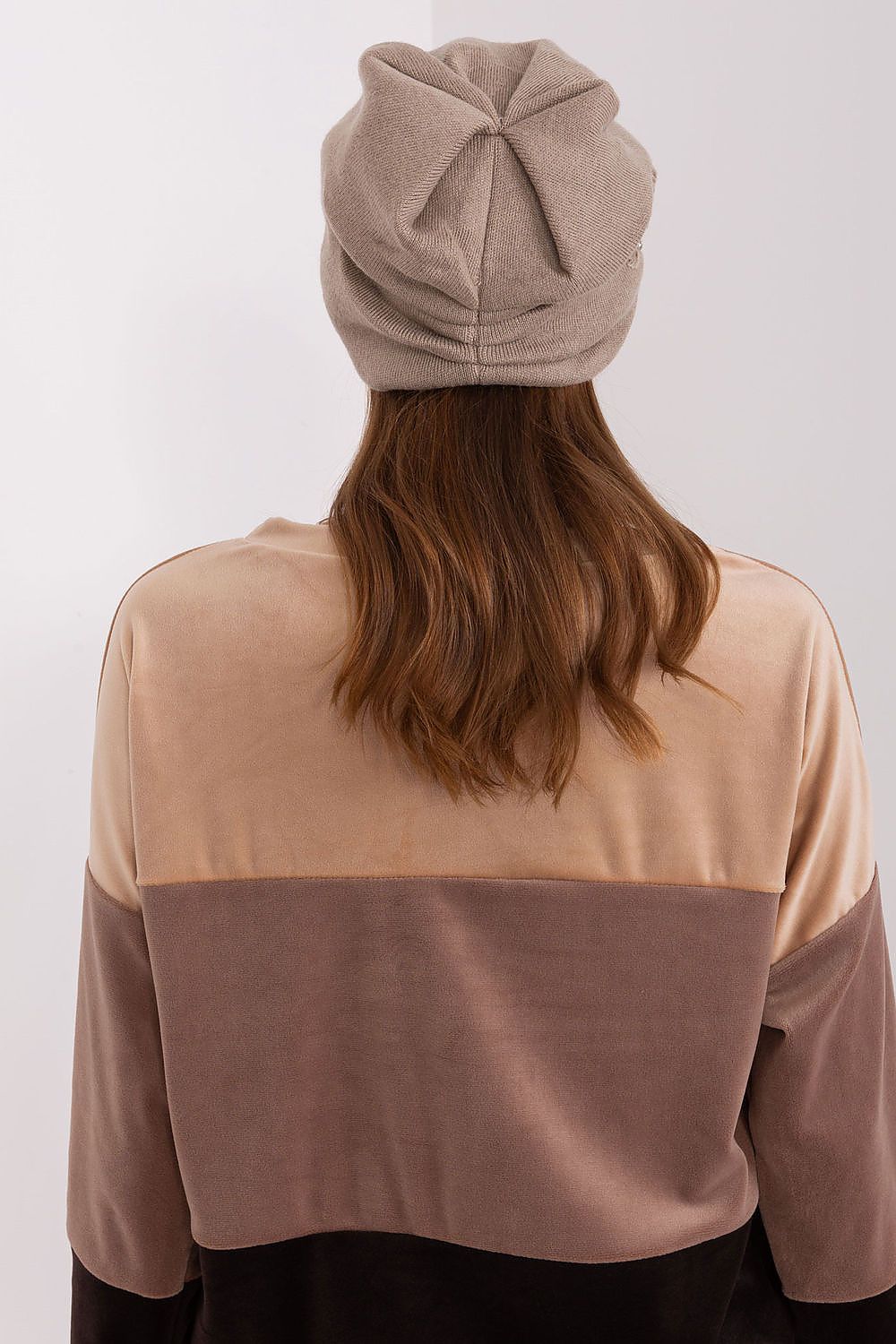 Oppdag vårt utvalg av stilfulle  Cap- AT til dame i ulike størrelser og kvalitetsmaterialer – perfekte til jobb; fritid og alle dager. Rask levering og gode priser hos MS Stylehaven. se mer!