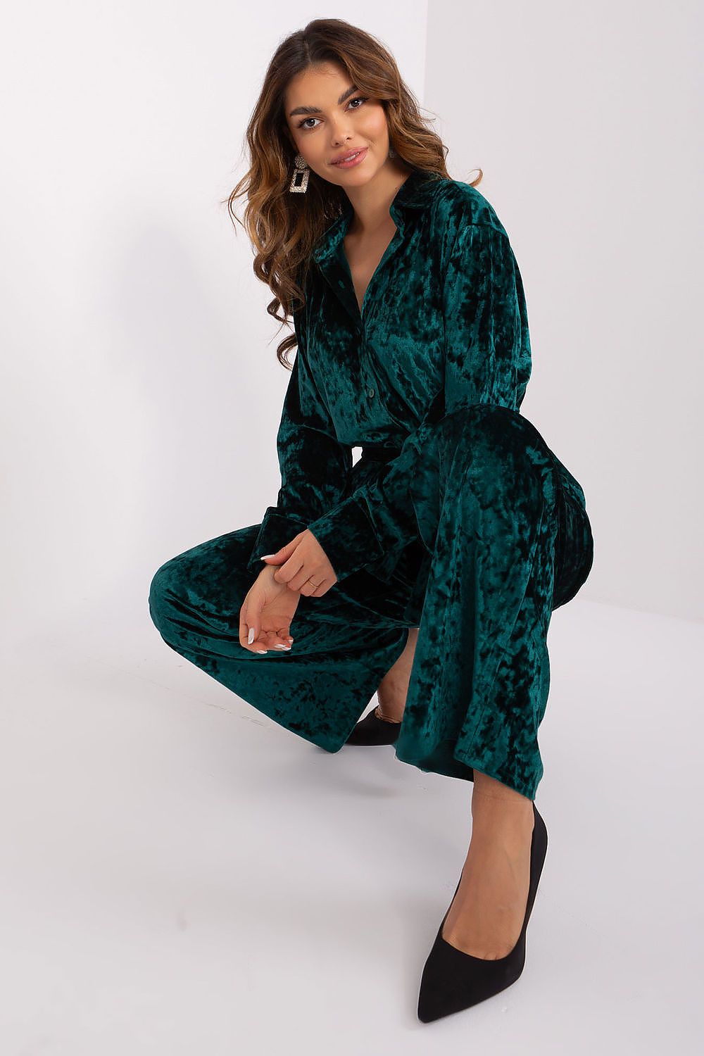 Lakerta veloursett i 2 deler til dame fra MS StyleHaven, laget av Velur; Bomull; polyester, farge Blå, størrelse S/M, med 45720 ermer, perfekt til casual; dress