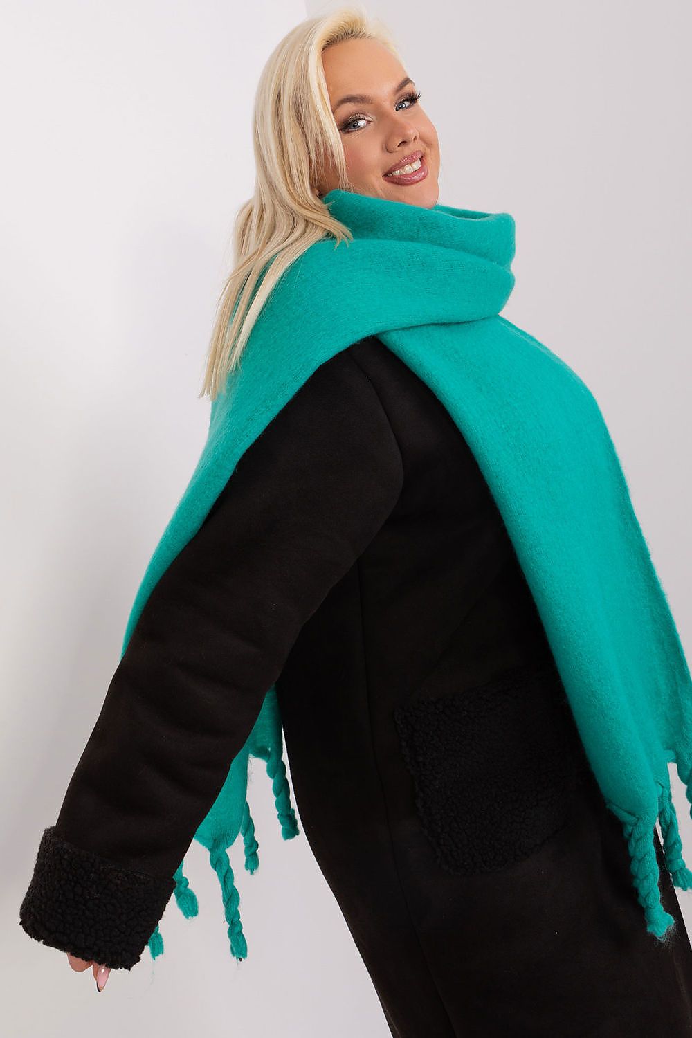 Oppdag vårt utvalg av stilfulle  Sjal - AT til dame i ulike størrelser og kvalitetsmaterialer – perfekte til jobb; fritid og alle dager. Rask levering og gode priser hos MS Stylehaven. se mer!