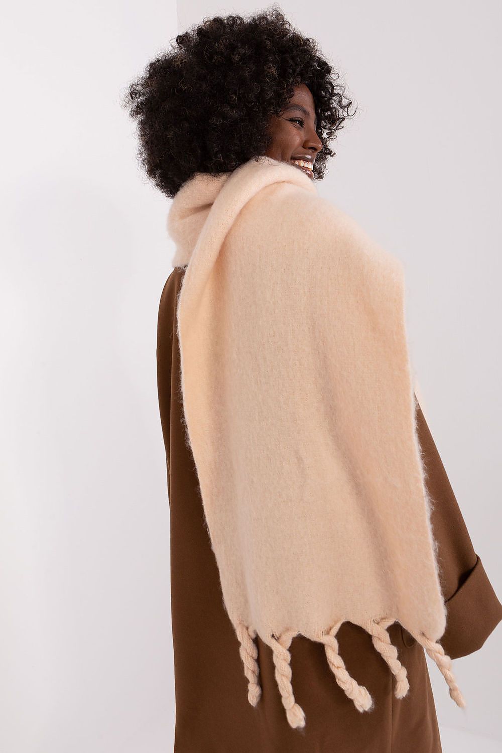 Oppdag vårt utvalg av stilfulle  Sjal - AT til dame i ulike størrelser og kvalitetsmaterialer – perfekte til jobb; fritid og alle dager. Rask levering og gode priser hos MS Stylehaven. se mer!