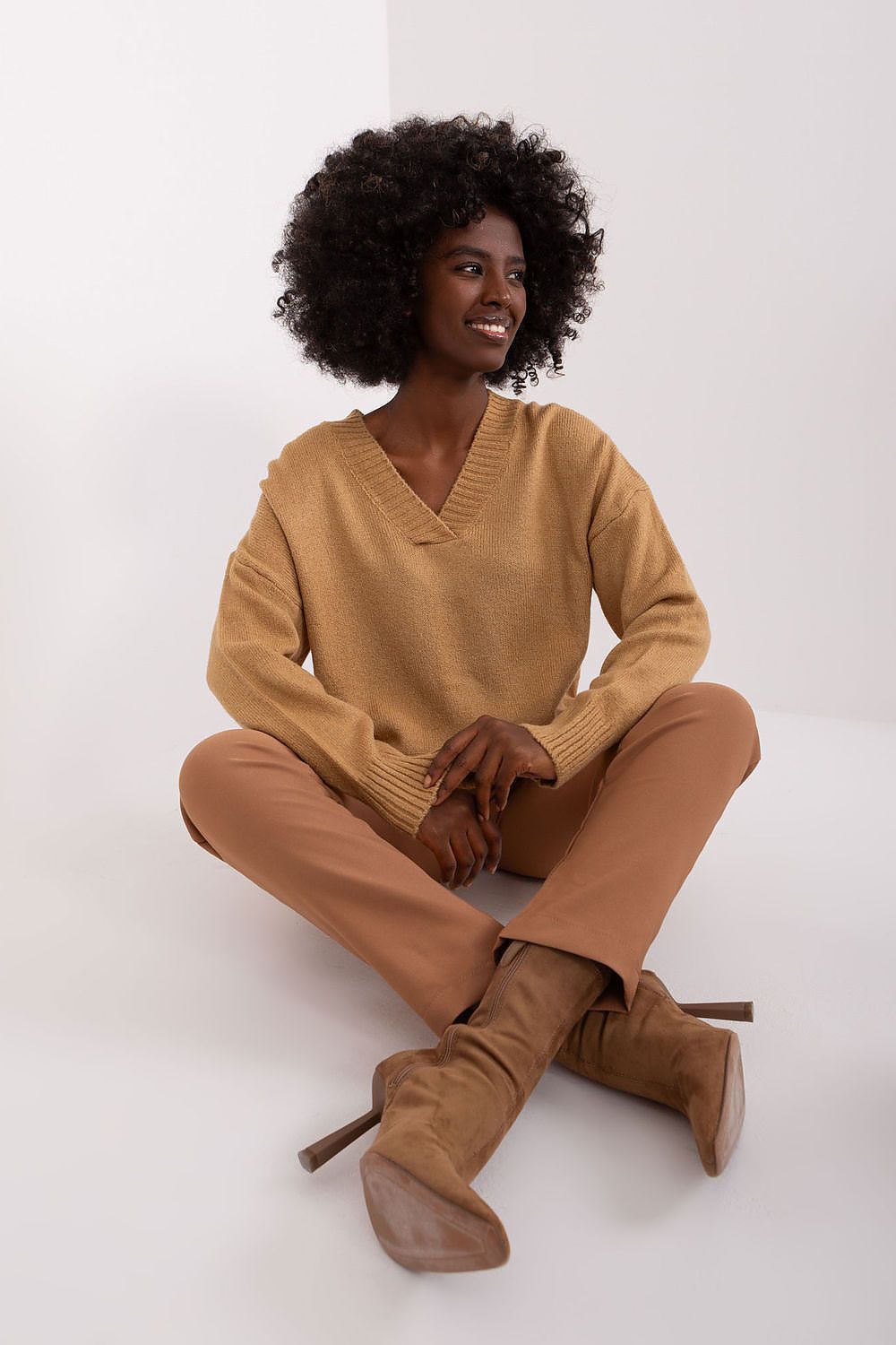 Oppdag vårt utvalg av stilfulle Beige Jumper Badu til dame i ulike størrelser og kvalitetsmaterialer – perfekte til jobb; fritid og alle dager. Rask levering og gode priser hos MS Stylehaven. se mer!