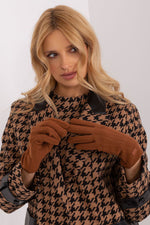 Oppdag vårt utvalg av stilfulle Fiolett Hansker AT til dame i ulike størrelser og kvalitetsmaterialer – perfekte til jobb, fritid og alle dager. Rask levering og gode priser hos MS Stylehaven. se mer!