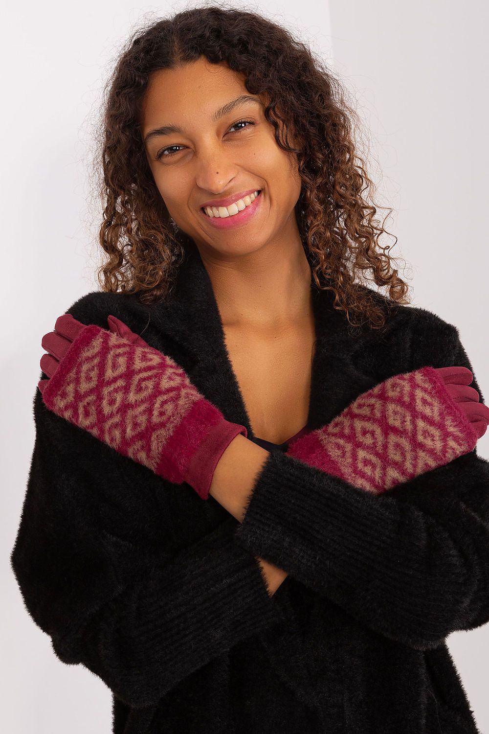 Oppdag vårt utvalg av stilfulle  Hansker AT til dame i ulike størrelser og kvalitetsmaterialer – perfekte til jobb, fritid og alle dager. Rask levering og gode priser hos MS Stylehaven. se mer!