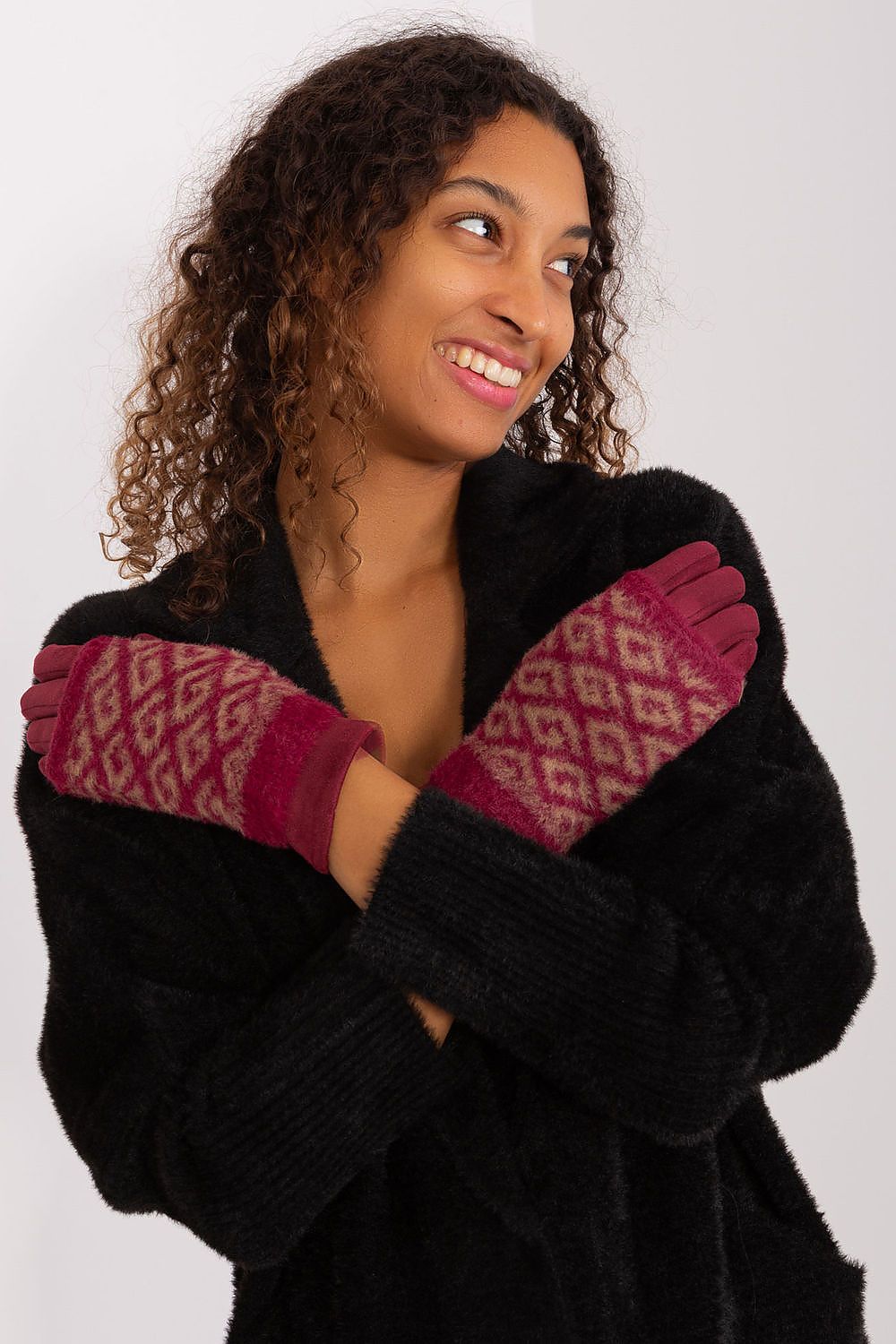 Oppdag vårt utvalg av stilfulle  Hansker AT til dame i ulike størrelser og kvalitetsmaterialer – perfekte til jobb, fritid og alle dager. Rask levering og gode priser hos MS Stylehaven. se mer!