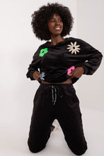 Oppdag vårt utvalg av stilfulle Beige Sett Italia Moda til dame i ulike størrelser og kvalitetsmaterialer – perfekte til jobb, fritid og alle dager. Rask levering og gode priser hos MS Stylehaven. se mer!