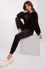 Oppdag vårt utvalg av stilfulle  Sett Italia Moda til dame i ulike størrelser og kvalitetsmaterialer – perfekte til jobb, fritid og alle dager. Rask levering og gode priser hos MS Stylehaven. se mer!