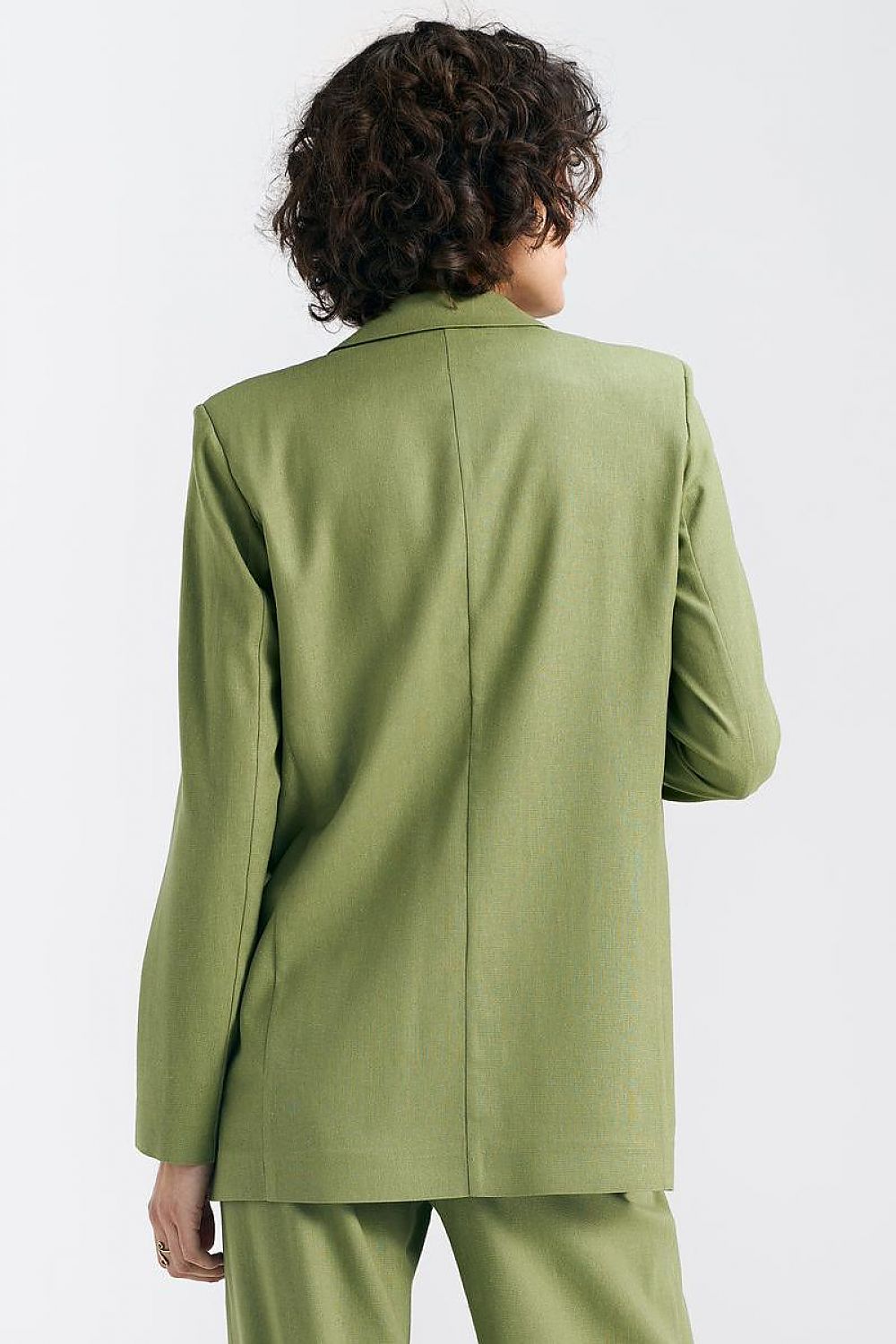 Oppdag vårt utvalg av stilfulle Grønn Jakke Nife til dame i ulike størrelser og kvalitetsmaterialer – perfekte til jobb, fritid og alle dager. Rask levering og gode priser hos MS Stylehaven. se mer!