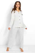 Pyjamas Momenti Per Me til dame fra MS StyleHaven, laget av Viskose, farge beige, størrelse s, med long ermer, perfekt til casual; dress