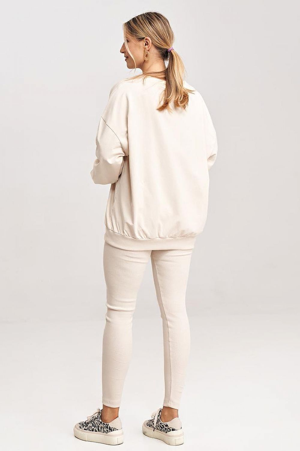 Oppdag vårt utvalg av stilfulle  Sett Fig. til dame i ulike størrelser og kvalitetsmaterialer – perfekte til jobb, fritid og alle dager. Rask levering og gode priser hos MS Stylehaven. se mer!