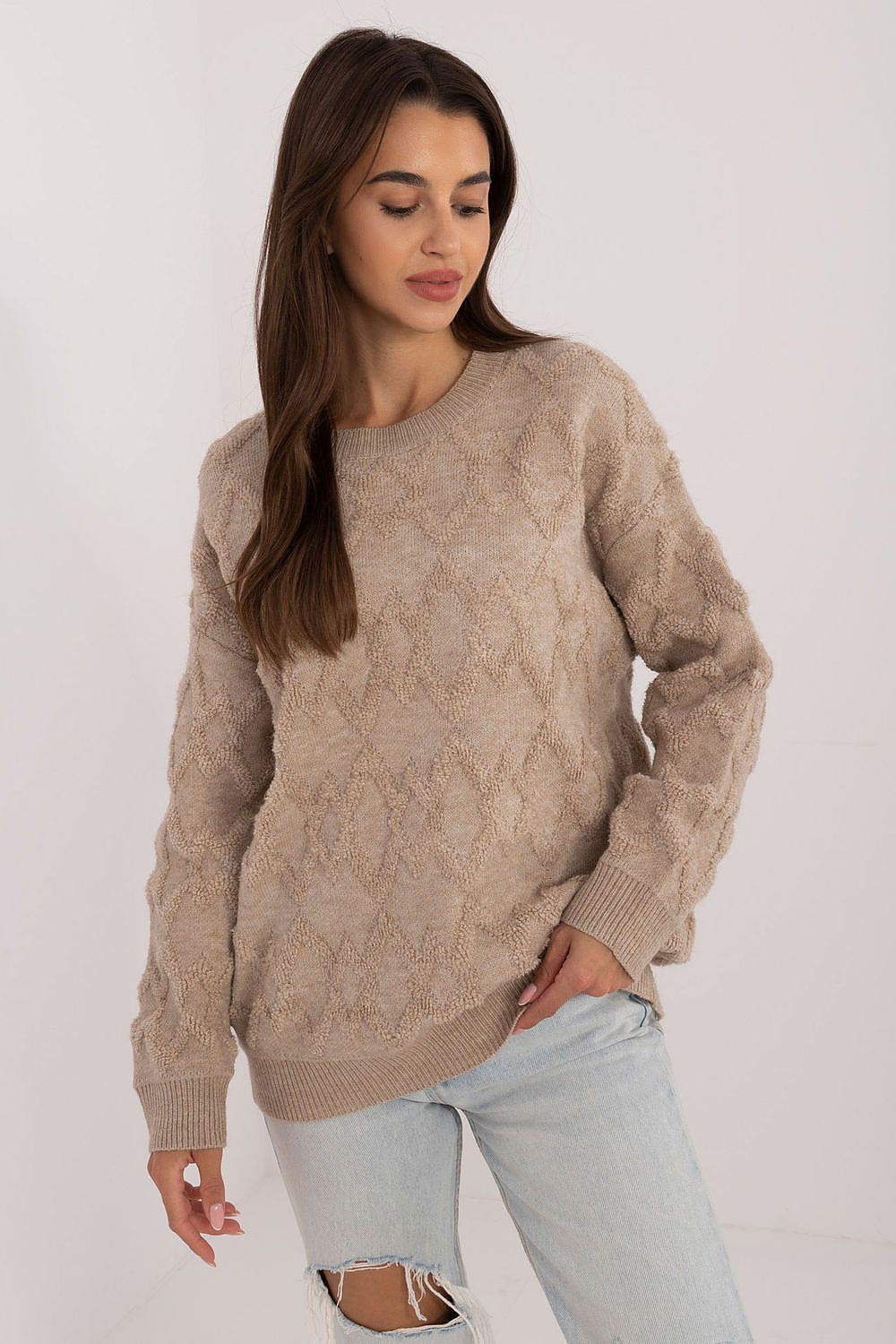 Oppdag vårt utvalg av stilfulle Beige Jumper - AT til dame i ulike størrelser og kvalitetsmaterialer - perfekte til jobb; fritid og alle dager. Rask levering og gode priser hos MS Stylehaven. se mer!