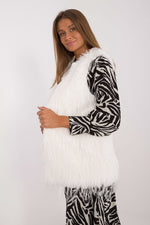 Oppdag vårt utvalg av stilfulle Rosa 2 Vest - AT til dame i ulike størrelser og kvalitetsmaterialer – perfekte til jobb; fritid og alle dager. Rask levering og gode priser hos MS Stylehaven. se mer!