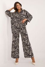 Oppdag vårt utvalg av stilfulle  Sett Italia Moda til dame i ulike størrelser og kvalitetsmaterialer – perfekte til jobb, fritid og alle dager. Rask levering og gode priser hos MS Stylehaven. se mer!