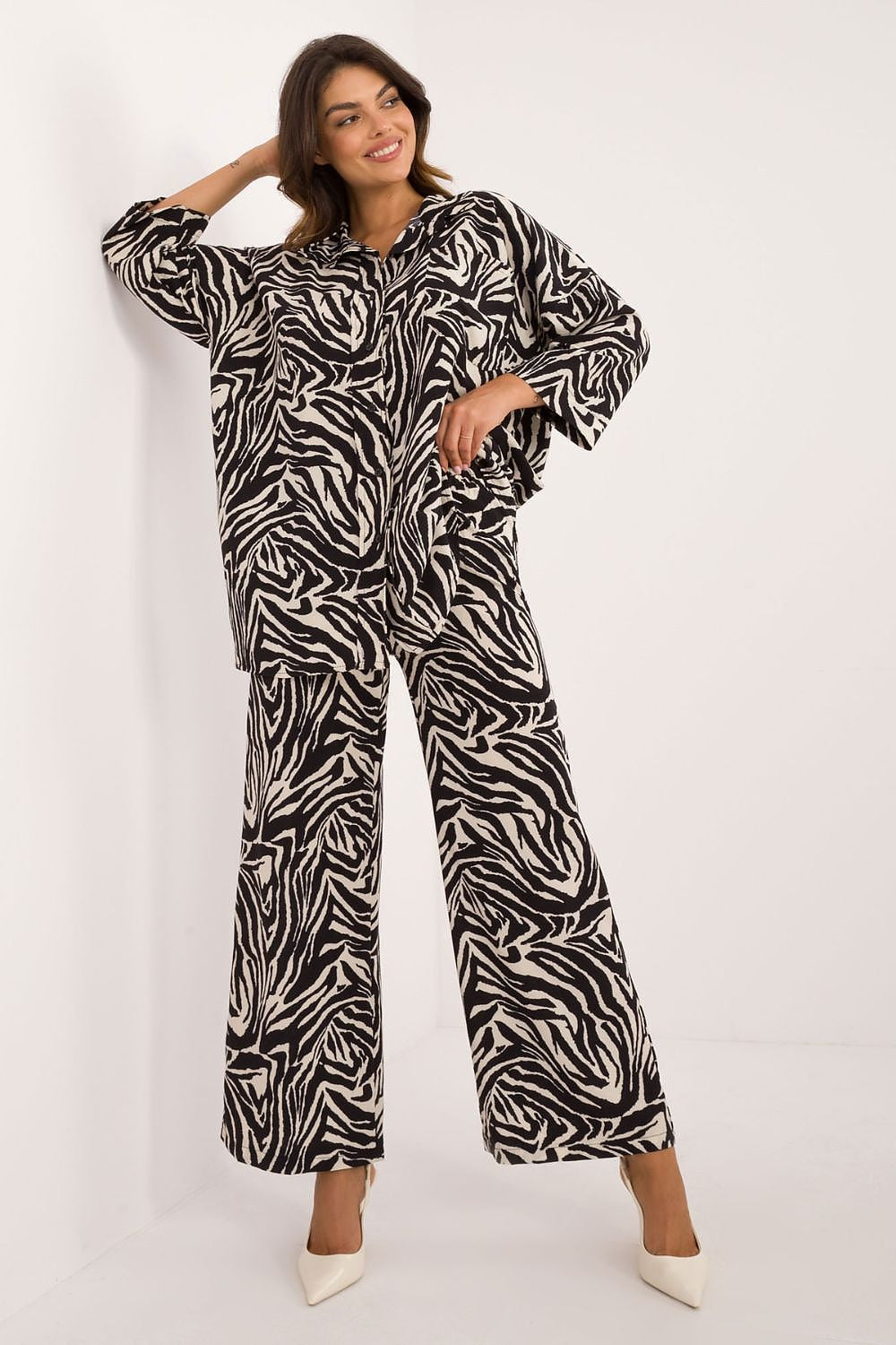 Oppdag vårt utvalg av stilfulle  Sett Italia Moda til dame i ulike størrelser og kvalitetsmaterialer – perfekte til jobb, fritid og alle dager. Rask levering og gode priser hos MS Stylehaven. se mer!