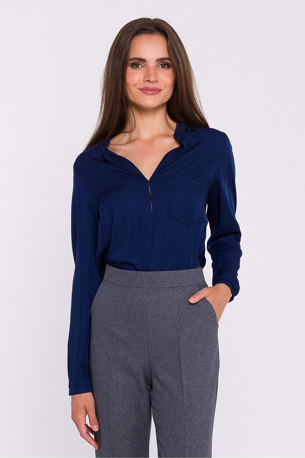 Bluse Stylove til dame fra MS StyleHaven, laget av polyester, farge Marineblå, størrelse s, med long ermer, perfekt til dress