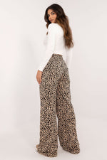 Casual Sett med Ribbestrikket Bluse og Dyremønstrede Bukser - FP til dame fra MS StyleHaven, størrelse one-size-fits-all, med long, kjolelengde knee, kjolestil sweater