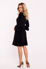Dagkjole Moe til dame fra MS StyleHaven, laget av Velur, farge Svart, størrelse M, med 45720 ermer, perfekt til dress