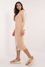 Oppdag vårt utvalg av stilfulle Brun Sett - Relevance til dame i ulike størrelser og kvalitetsmaterialer – perfekte til jobb, fritid og alle dager. Rask levering og gode priser hos MS Stylehaven. se mer!