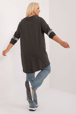 Oppdag vårt utvalg av stilfulle  Plus size bluse - Relevance til dame i ulike størrelser og kvalitetsmaterialer – perfekte til jobb, fritid og alle dager. Rask levering og gode priser hos MS Stylehaven. se mer!