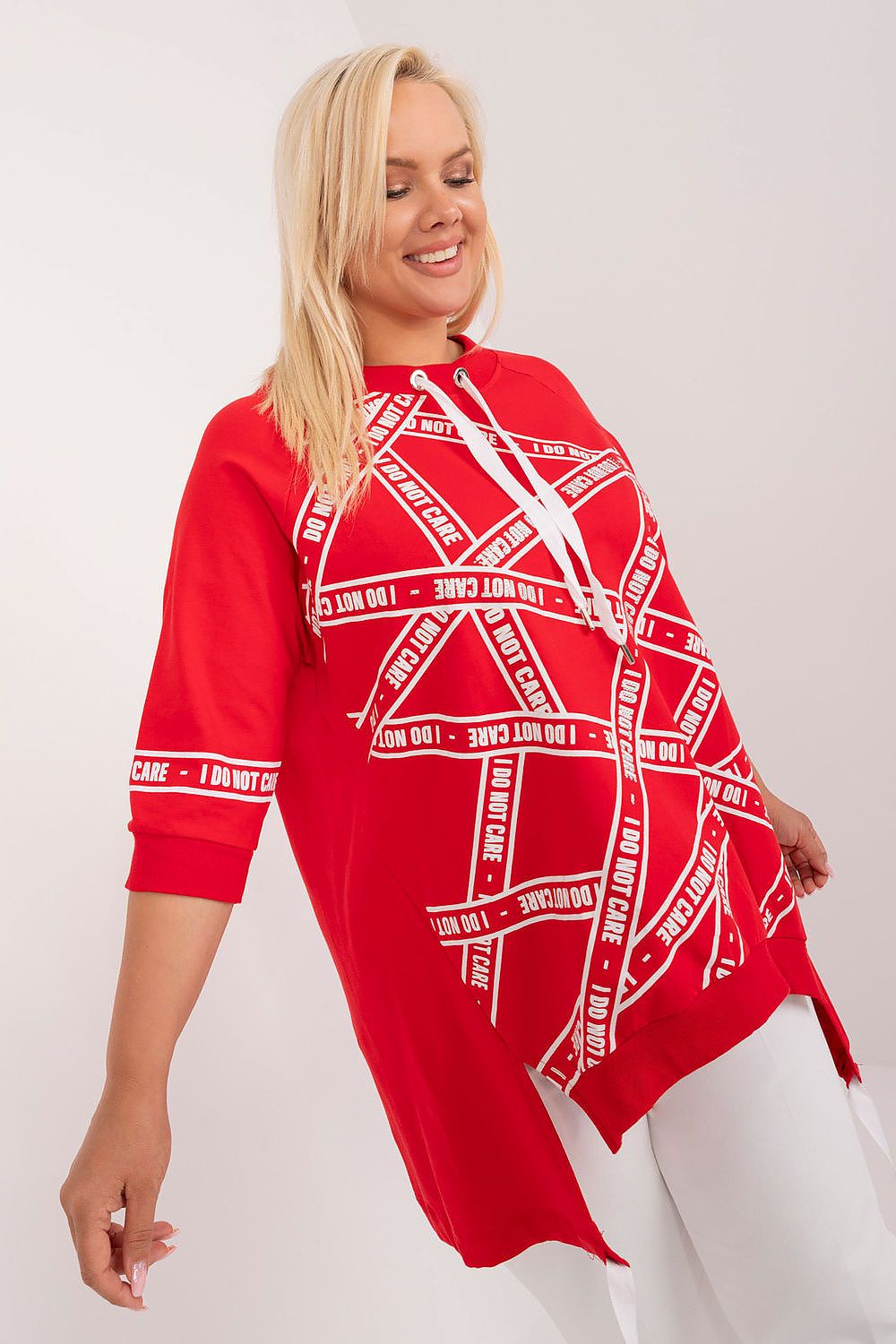 Oppdag vårt utvalg av stilfulle  Plus size bluse - Relevance til dame i ulike størrelser og kvalitetsmaterialer – perfekte til jobb, fritid og alle dager. Rask levering og gode priser hos MS Stylehaven. se mer!