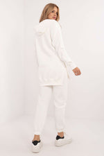 Oppdag vårt utvalg av stilfulle Beige 4 Angi fabrikkpris til dame i ulike størrelser og kvalitetsmaterialer - perfekte til jobb, fritid og alle dager. Rask levering og gode priser hos MS Stylehaven. se mer!