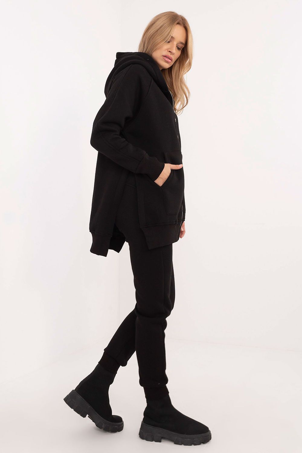 Oppdag vårt utvalg av stilfulle Beige Angi fabrikkpris til dame i ulike størrelser og kvalitetsmaterialer - perfekte til jobb, fritid og alle dager. Rask levering og gode priser hos MS Stylehaven. se mer!