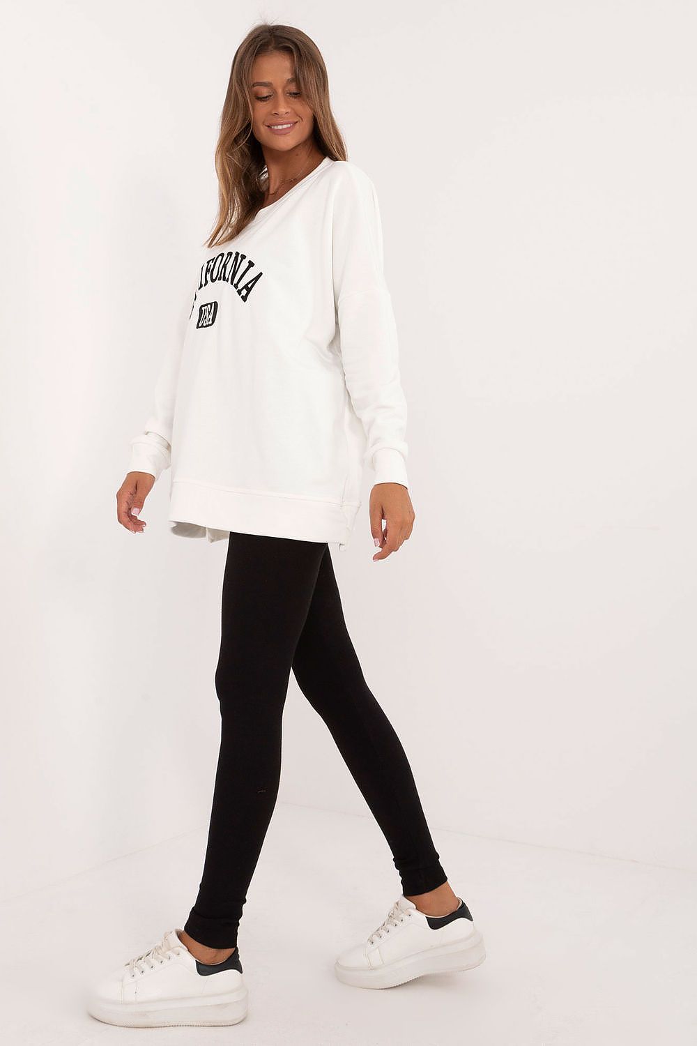Casual Sett med Lang Sweatshirt og Ribbestrikkede Leggings - FP til dame fra MS StyleHaven, størrelse one-size-fits-all, med long, kjolelengde knee, kjolestil sweater