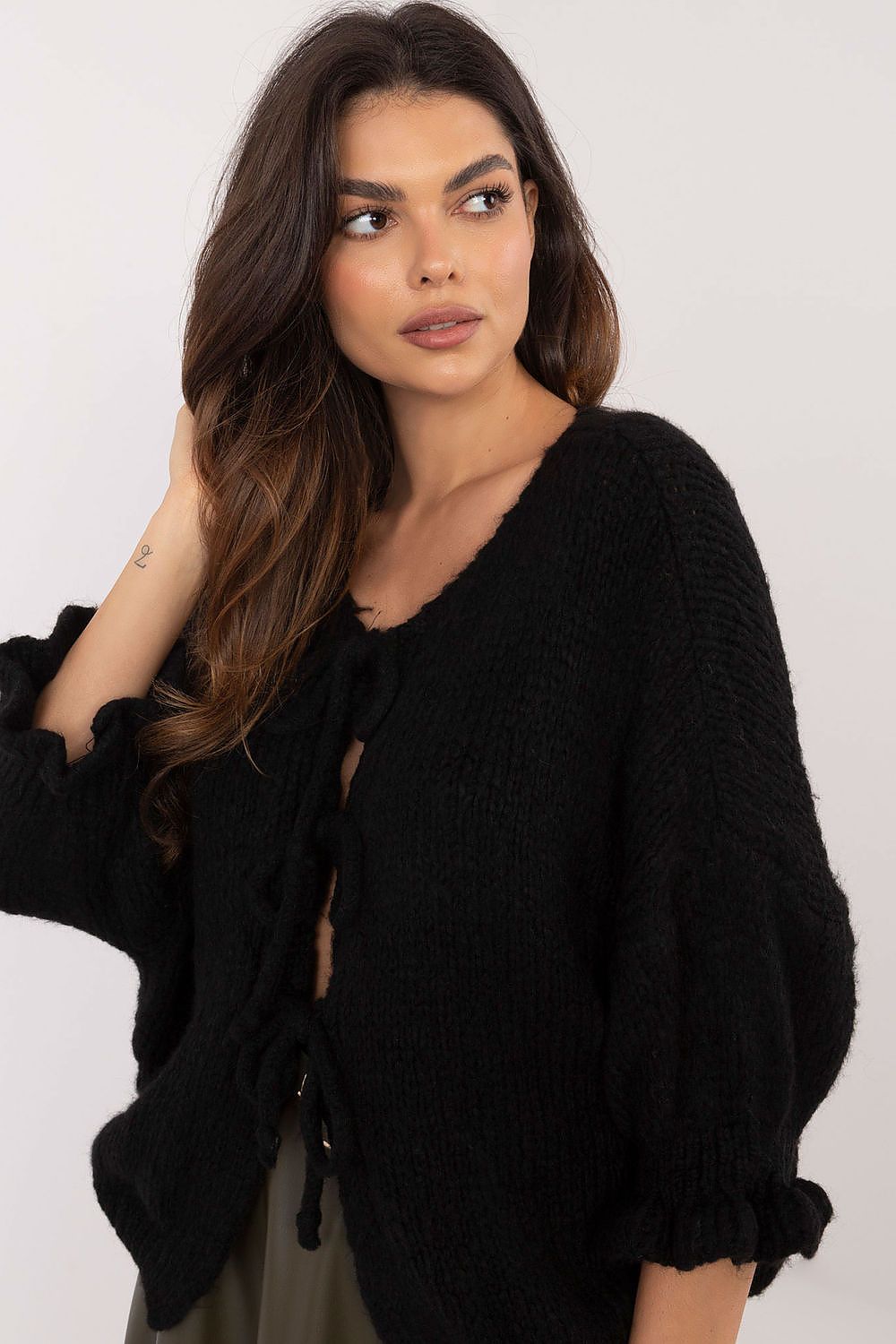 Oppdag vårt utvalg av stilfulle  Cardigan Italia Moda til dame i ulike størrelser og kvalitetsmaterialer – perfekte til jobb; fritid og alle dager. Rask levering og gode priser hos MS Stylehaven. se mer!