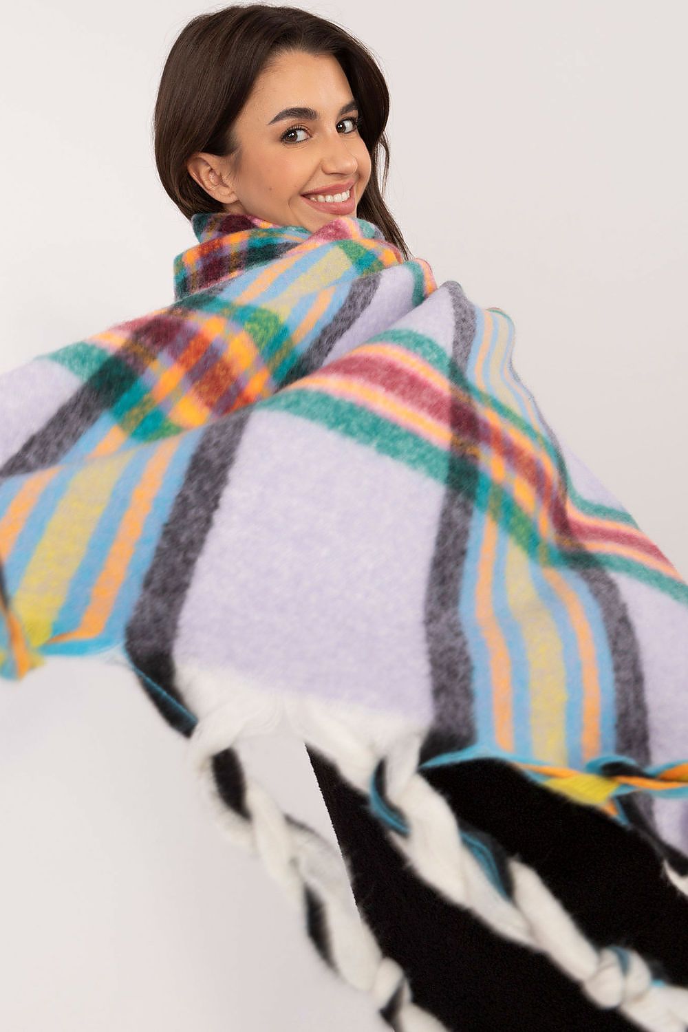 Oppdag vårt utvalg av stilfulle  Sjal AT til dame i ulike størrelser og kvalitetsmaterialer – perfekte til jobb, fritid og alle dager. Rask levering og gode priser hos MS Stylehaven. se mer!