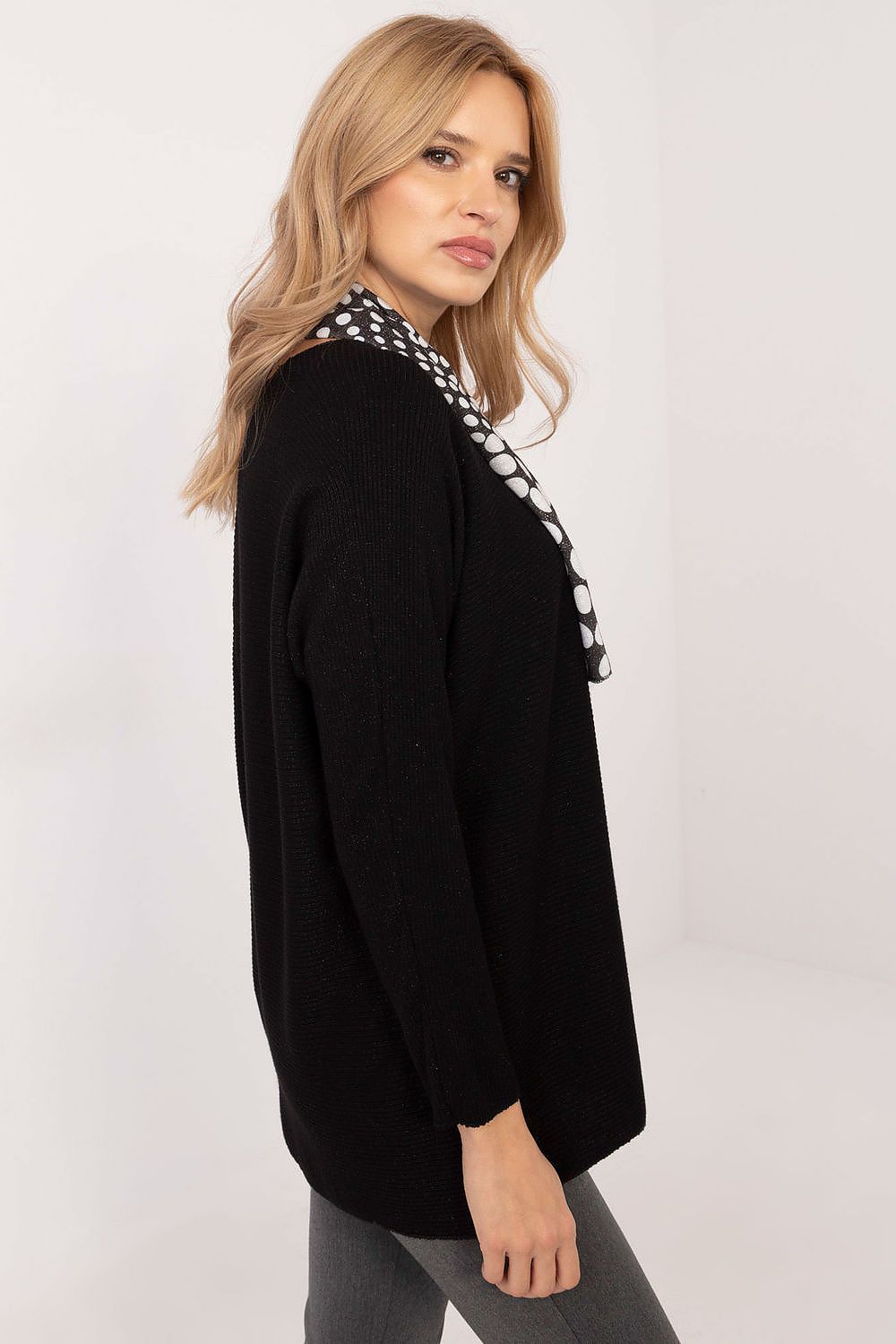 Oppdag vårt utvalg av stilfulle  Genser Italia Moda til dame i ulike størrelser og kvalitetsmaterialer – perfekte til jobb, fritid og alle dager. Rask levering og gode priser hos MS Stylehaven. se mer!