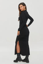 Oppdag vårt utvalg av stilfulle Brun Dagkjole Makadamia til dame i ulike størrelser og kvalitetsmaterialer - perfekte til jobb, fritid og alle dager. Rask levering og gode priser hos MS Stylehaven. se mer!