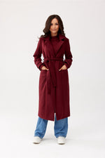 Aurora ullblandet kåpe fra Roco Fashion fra MS StyleHaven, størrelse 40, med long, bukselengde long, kjolelengde maxi, kjolestil sheath