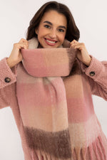 Oppdag vårt utvalg av stilfulle  Sjal AT til dame i ulike størrelser og kvalitetsmaterialer – perfekte til jobb, fritid og alle dager. Rask levering og gode priser hos MS Stylehaven. se mer!