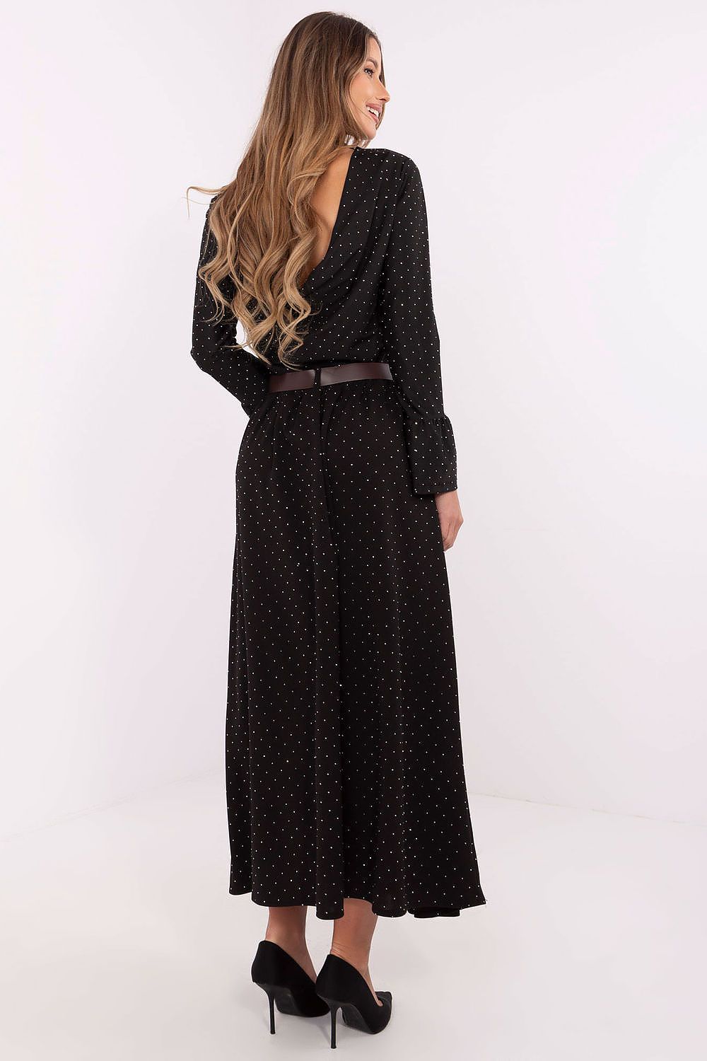 Oppdag vårt utvalg av stilfulle  Langt skjørt Italia Moda til dame i ulike størrelser og kvalitetsmaterialer – perfekte til jobb, fritid og alle dager. Rask levering og gode priser hos MS Stylehaven. se mer!