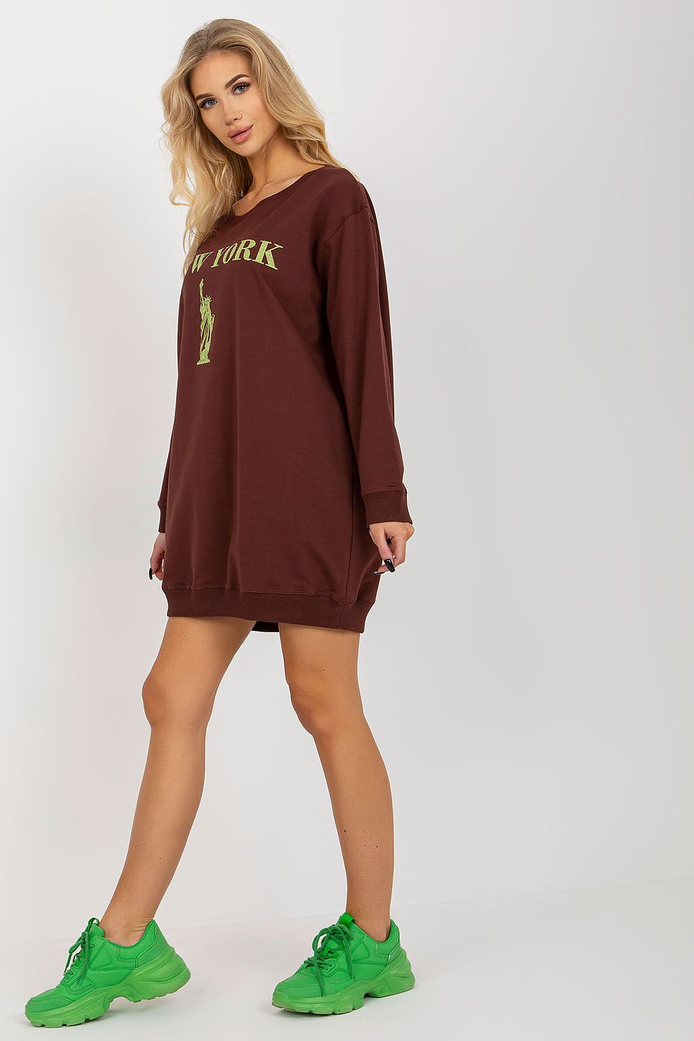 Casual oversized sweatshirt til Dame - FP til dame fra MS StyleHaven, størrelse one-size-fits-all, med short, kjolelengde mini, kjolestil sweater