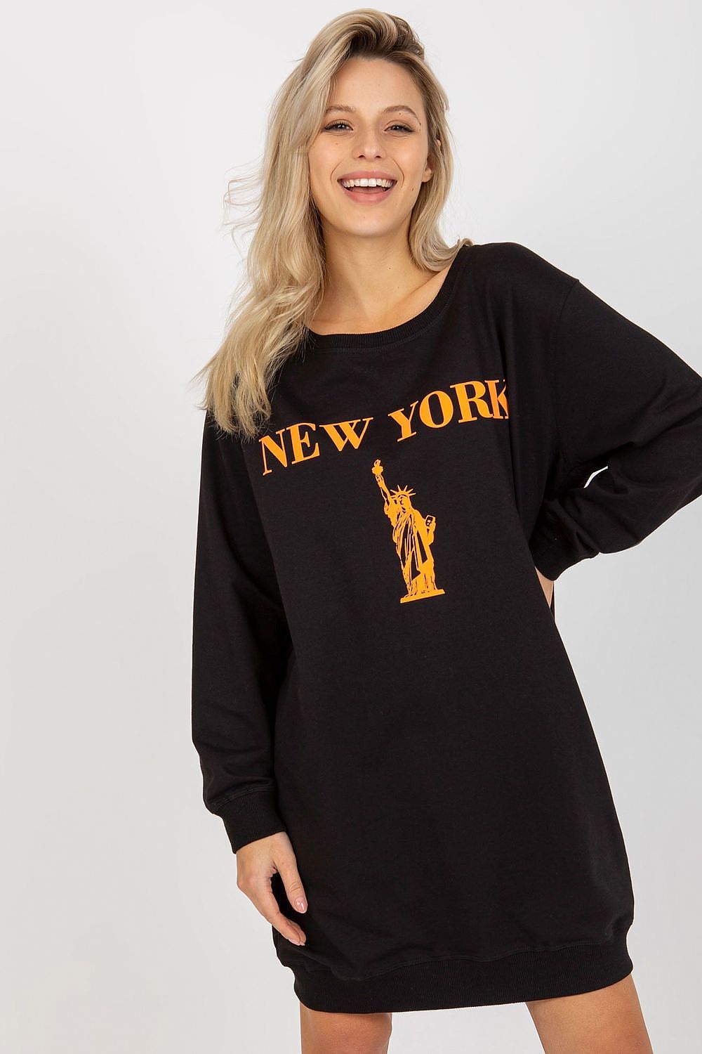 Casual oversized sweatshirt til Dame - FP til dame fra MS StyleHaven, størrelse one-size-fits-all, med short, kjolelengde mini, kjolestil sweater
