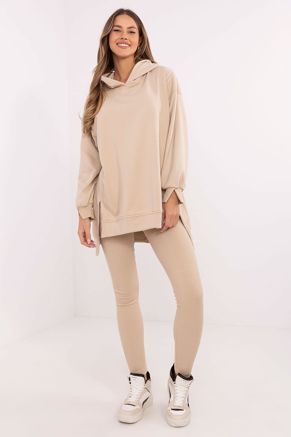 Sett med Lang Sweatshirt og Leggings - FP til dame fra MS StyleHaven, størrelse one-size-fits-all, med long, kjolelengde midi, kjolestil sweater