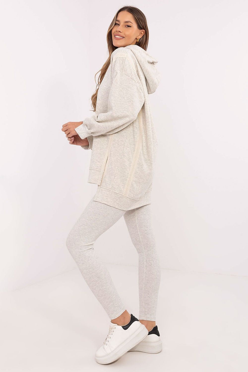 Sett med Lang Sweatshirt og Leggings - FP til dame fra MS StyleHaven, størrelse one-size-fits-all, med long, kjolelengde midi, kjolestil sweater
